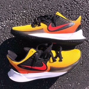 Nike Kyrie Low 2 Sunset